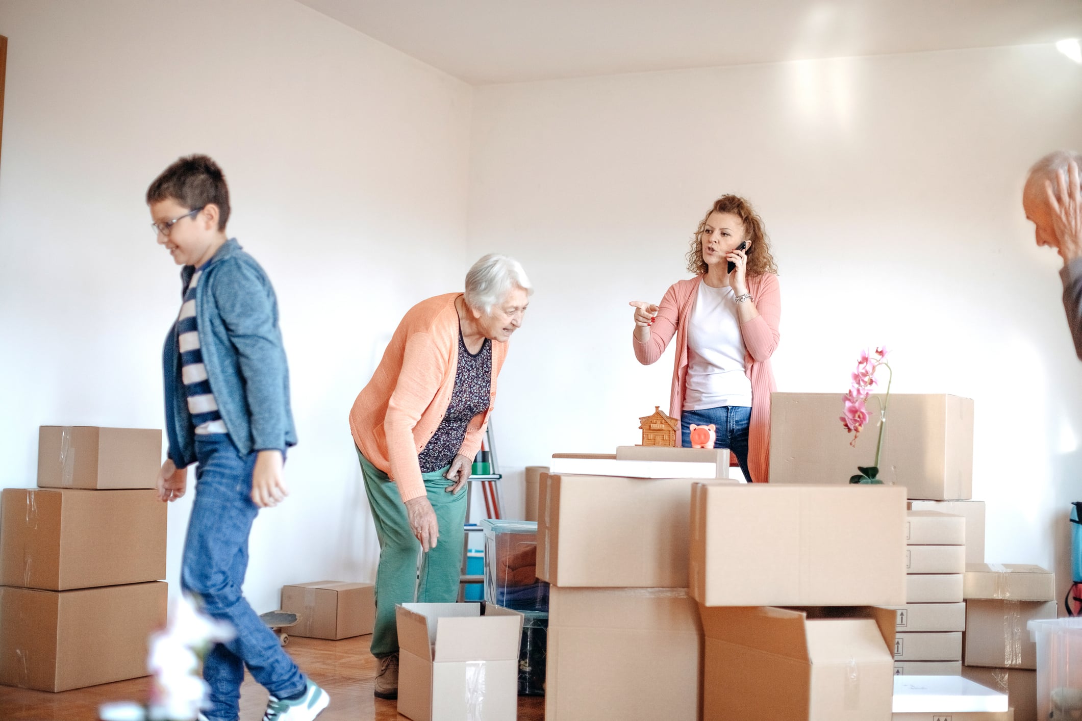Parents Help Move Out What Most Forget When Moving an Aging Parent